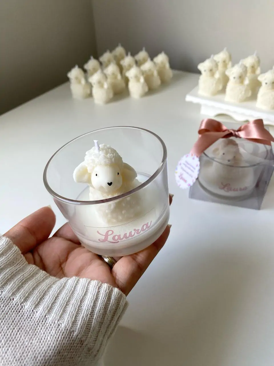 Ovelhinha no copo (vela com cheirinho de bebê) - Imagem 2